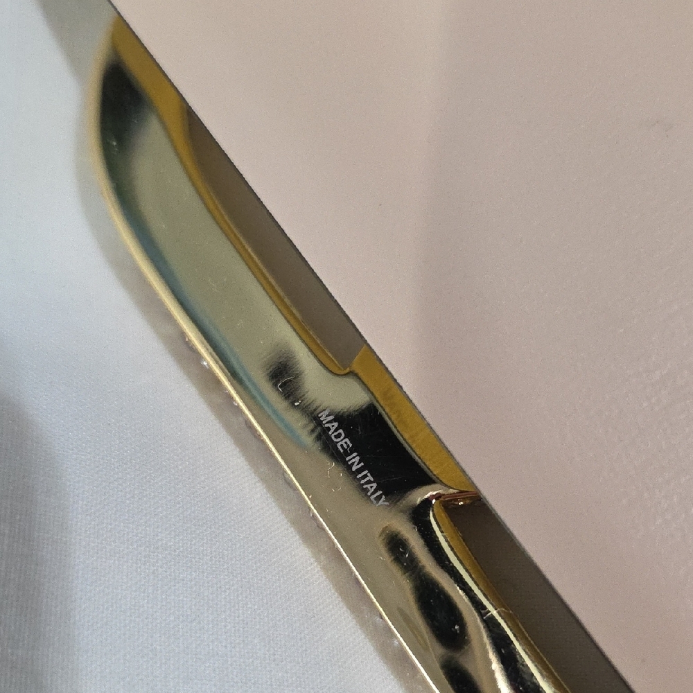 Valentino Garavani Cream Belt with Gold Sparkle Buckle - Picture 7 of 15